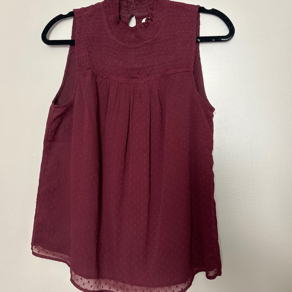 LOFT Clip dot burgundy ruffle neck sleeveless blouse
